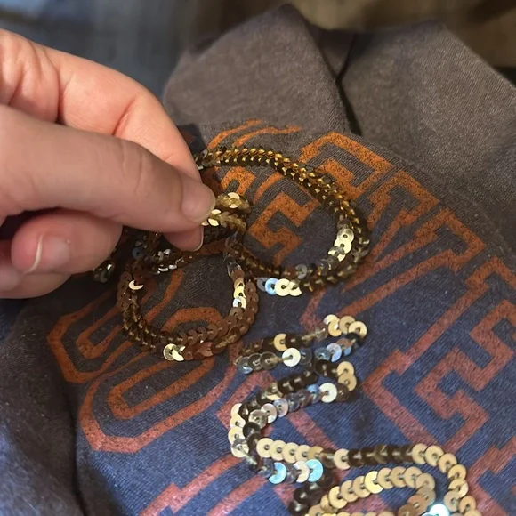 NFL Cleveland Brown's Women's Sequin Short Sleeve Tee - Picture 6 of 6